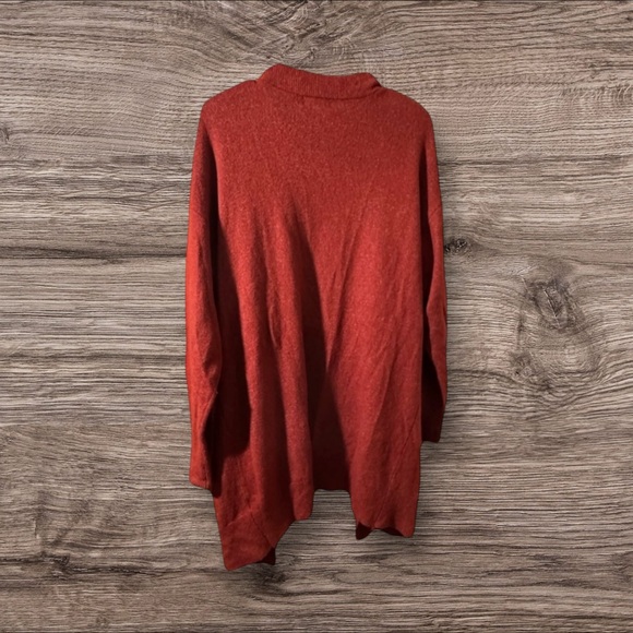 Treasure & Bond Rich Burgundy Cardigan - Picture 2 of 3